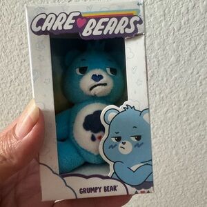 Care Bears - Grumpy Bear Colorful Character Collection